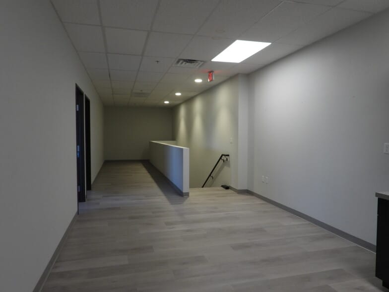 More Photos Of 5470 Stephanie St, Las Vegas Warehouse For Lease