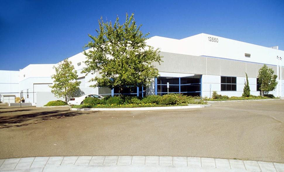 More Photos Of 12550 Stowe Dr, Poway Manufacturing For Lease