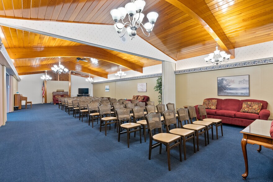 More Photos Of 621 N Halleck St, Demotte Religious Facility For Sale