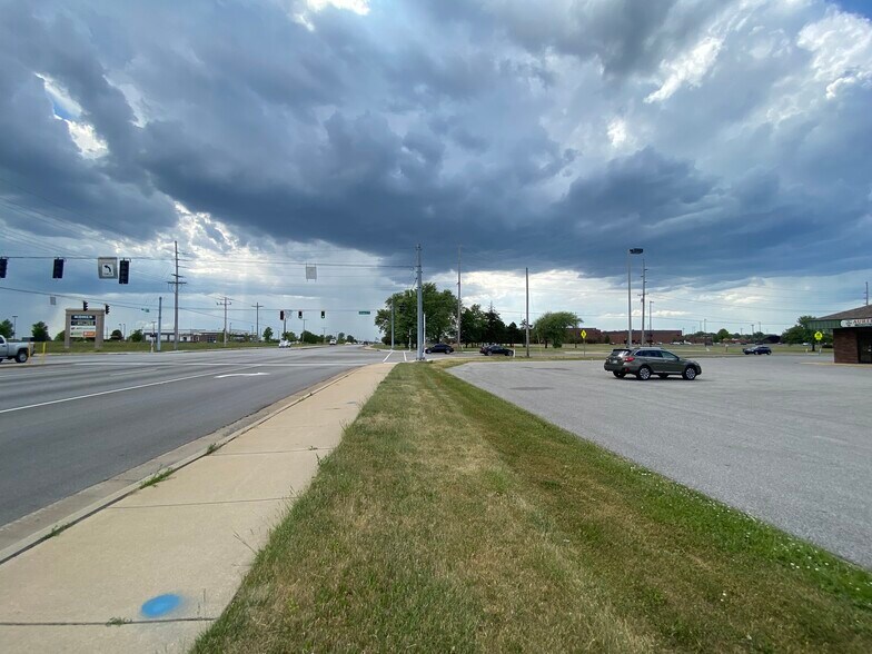 More Photos Of 6502 US Highway 6, Portage Storefront Retail Office For Lease