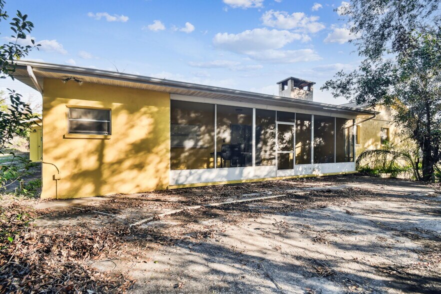 More Photos Of 10129 Little Rd, New Port Richey Medical For Sale