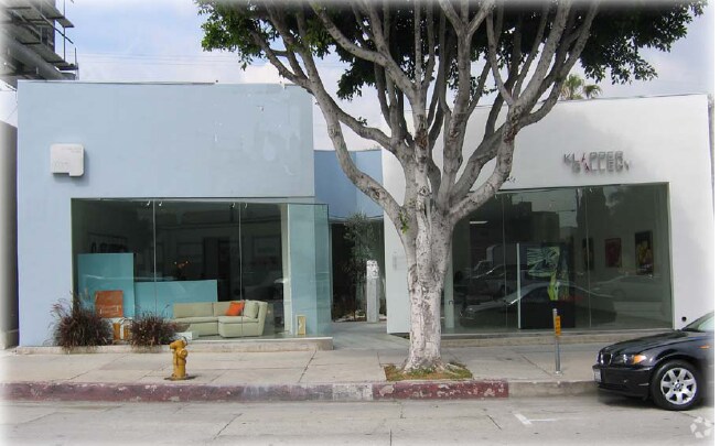 More Photos Of 8761 Beverly Blvd, West Hollywood Storefront For Lease