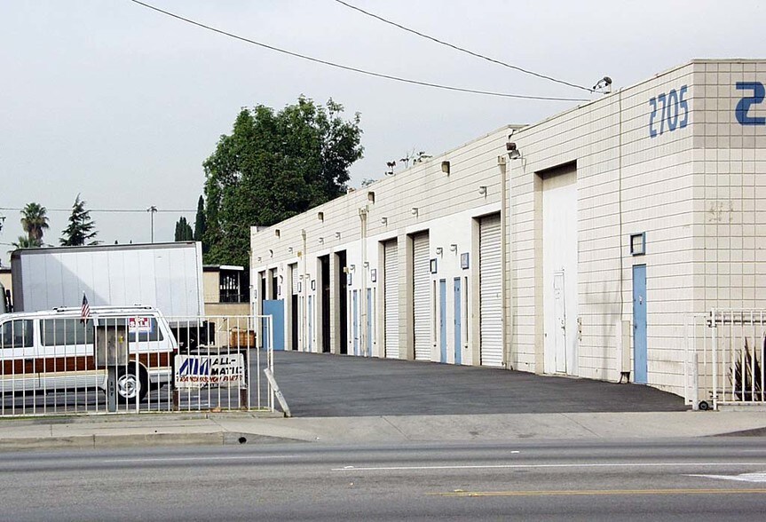 More Photos Of 2705 N Durfee Ave, El Monte Warehouse For Lease