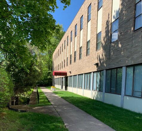 More Photos Of 1 Campus Dr, Pleasantville Light Manufacturing For Sale