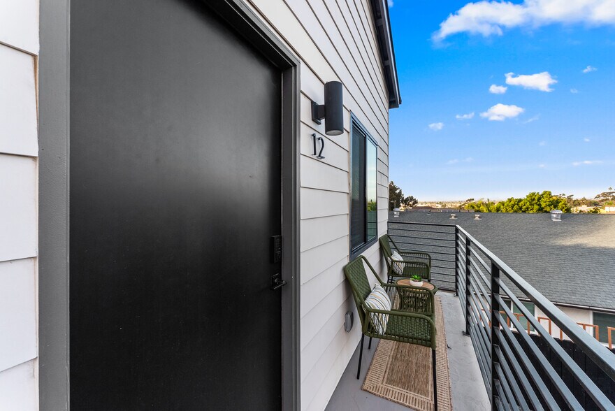 More Photos Of 832 Desty St, San Diego Apartments For Sale