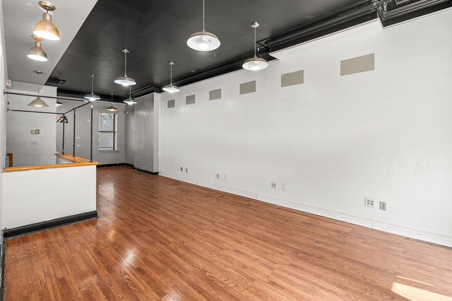 More Photos Of 736 Washington St, Hoboken General Retail For Sale