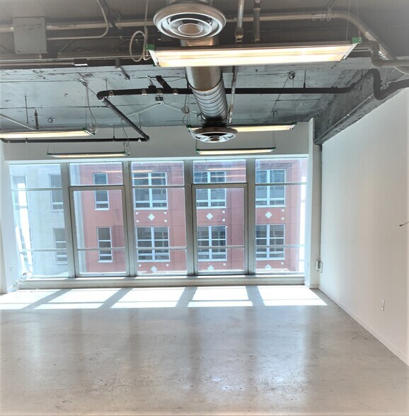 More Photos Of 14 NE 1st Ave, Miami Office For Sale