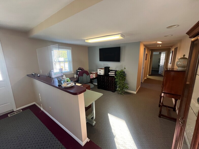 More Photos Of 2231 Old Emmorton Rd, Bel Air Office For Sale