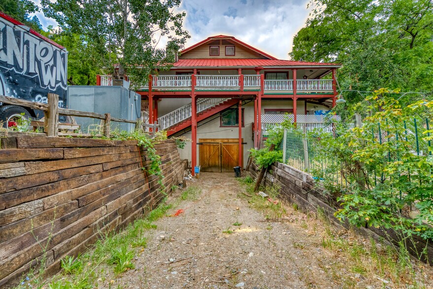 More Photos Of 14785 Belden Town rd, Belden Hotel For Sale