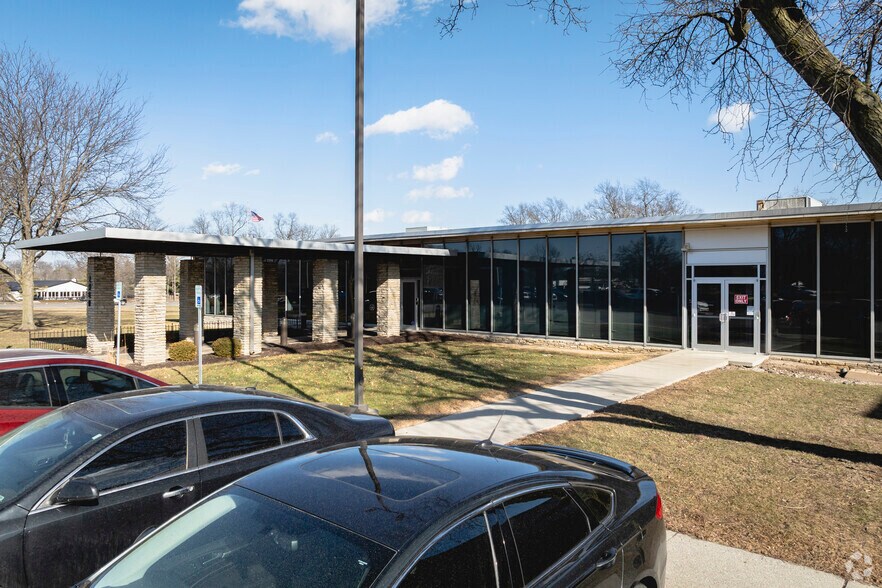 More Photos Of 2980 E Coliseum Blvd, Fort Wayne Industrial For Lease