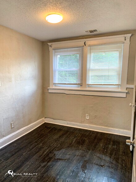 More Photos Of 494 Winton Ter NE, Atlanta Apartments For Sale