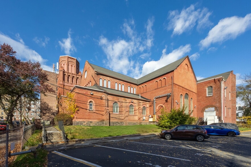 More Photos Of 36 Emory St, Jersey City Religious Facility For Sale