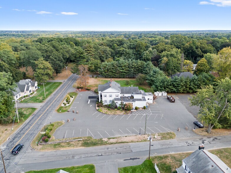 More Photos Of 135 Cooper St, Agawam Specialty For Sale