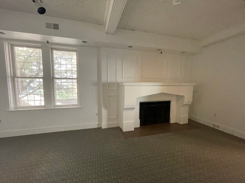 More Photos Of 18 W First St, Dayton Loft Creative Space For Sale