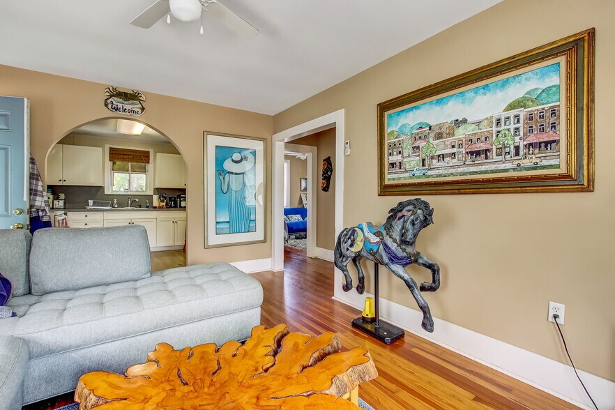 More Photos Of 516 Ash St, Fernandina Beach Freestanding For Sale