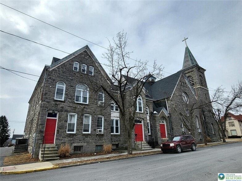 More Photos Of 425-429 Walnut St, Catasauqua Religious Facility For Sale