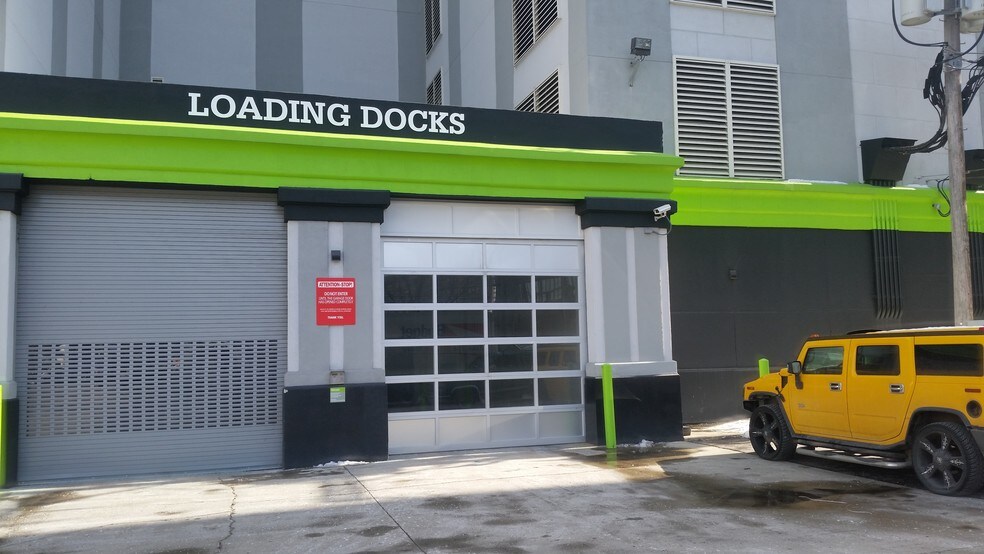 More Photos Of 310 S Racine Ave, Chicago Office For Lease