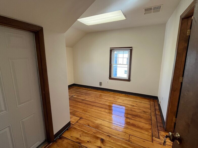 More Photos Of 365 Market St, Brighton Office For Lease