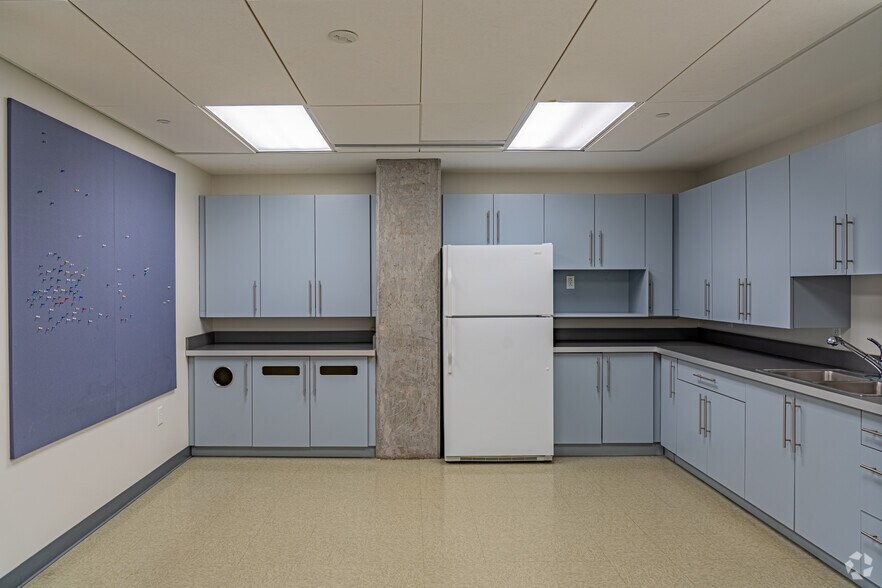 More Photos Of 601 W Rosemary St, Chapel Hill Apartments For Sale