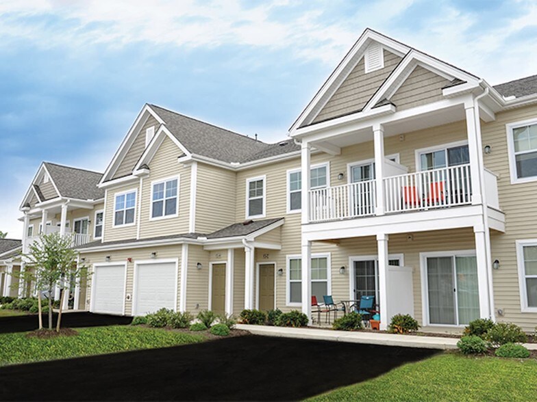 Primary Photo Of 6 Goldenroot Ln, North Chili Apartments For Sale