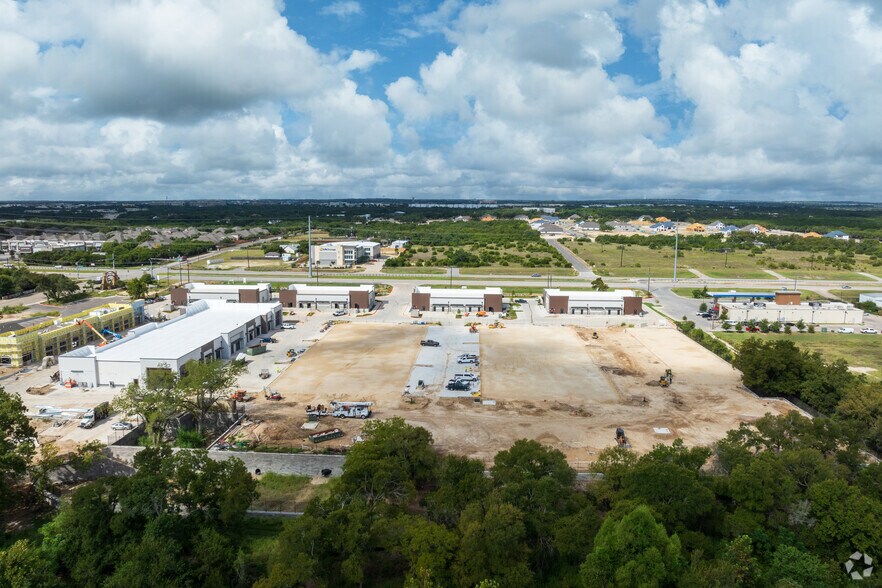 More Photos Of 14300 Ronald Reagan Blvd, Cedar Park Storefront For Sale