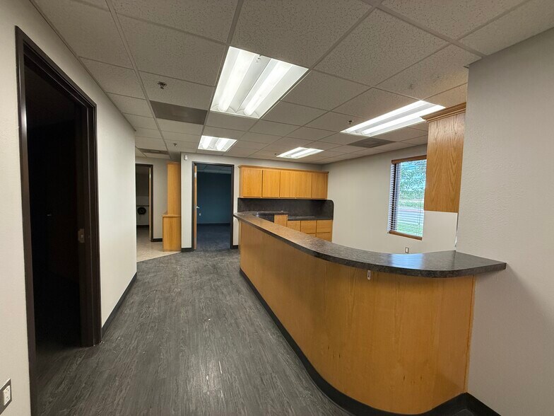 More Photos Of 4801 W University Dr, Denton Unknown For Lease