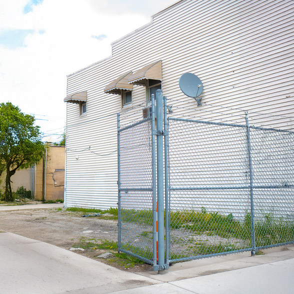 More Photos Of 19510 W Warren Ave, Detroit Storefront Retail Office For Sale