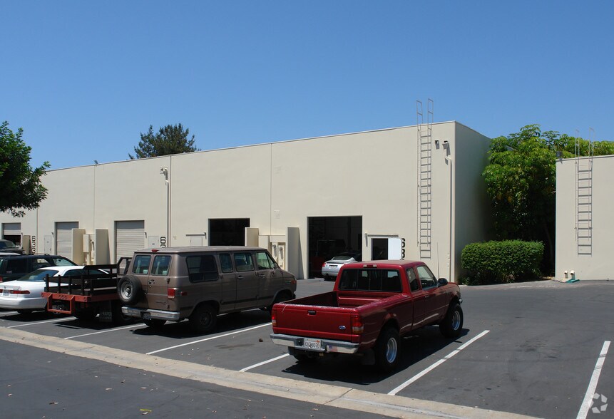 More Photos Of 6339 Nancy Ridge Dr, San Diego Warehouse For Lease