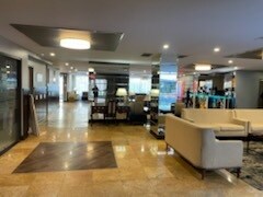 More Photos Of 1740 Boul René-Lévesque O, Montréal Hotel For Lease