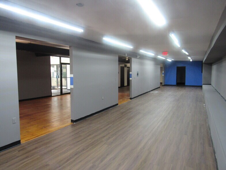 More Photos Of 7050 Route 35 North, Sayreville Storefront Retail Office For Lease