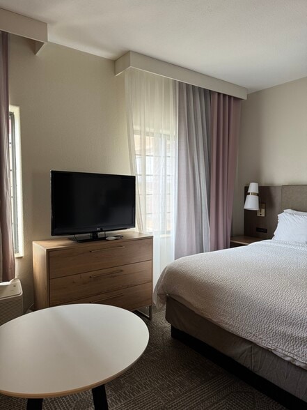 More Photos Of 11101 Fountain Lake Dr, Stafford Hotel For Sale