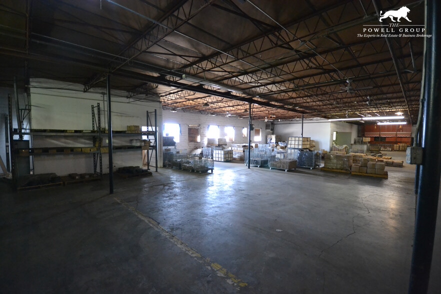 More Photos Of 1111 N Avenue S, Lubbock Warehouse For Sale