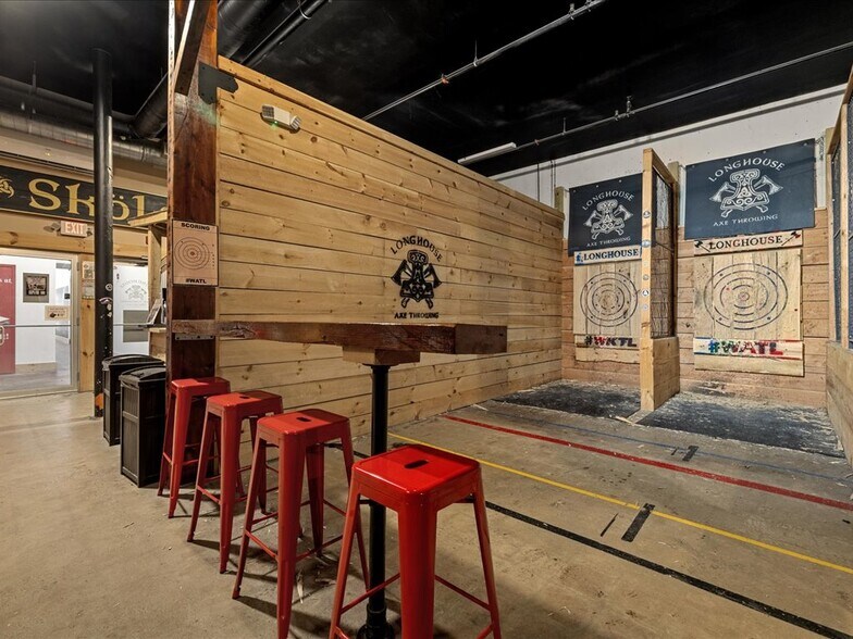 More Photos Of 46 Main St, Plymouth Storefront For Sale