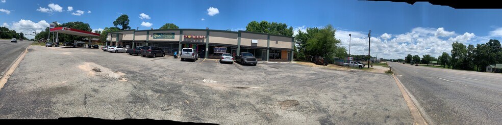More Photos Of 12666 State Highway 31 W, Tyler Storefront For Sale