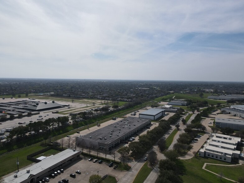 More Photos Of 13805 West Rd, Houston Light Manufacturing For Lease