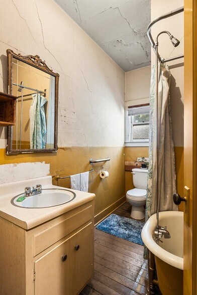 More Photos Of 535 Mill St, Grass Valley Restaurant For Sale