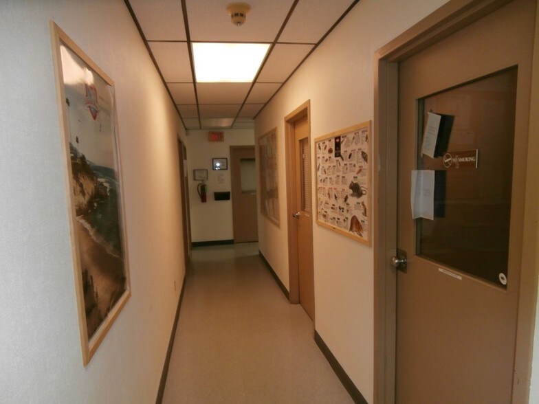 More Photos Of 13170 W Glendale Ave, Butler Office For Sale