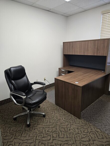 More Photos Of 7815 101 Ave NW, Edmonton Coworking Space