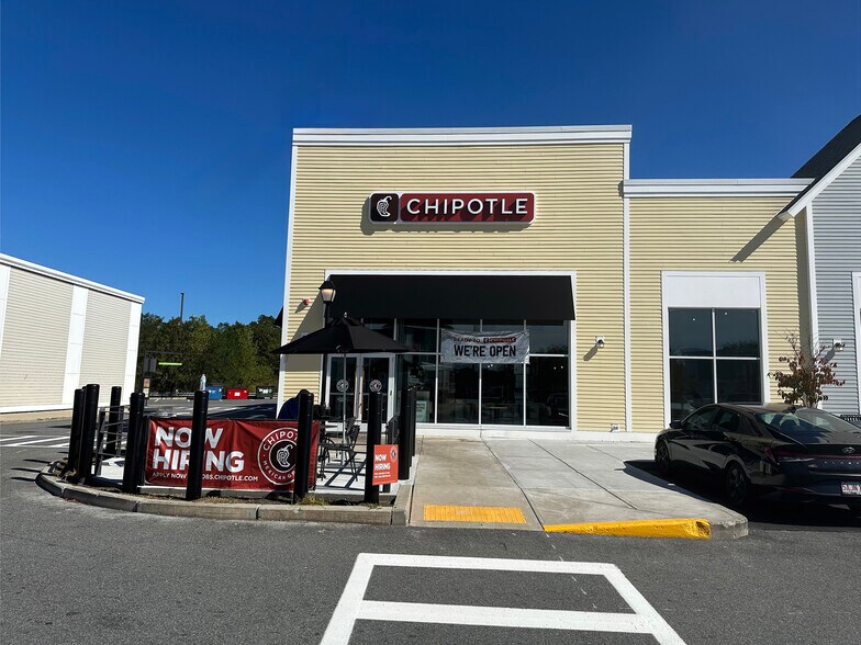 More Photos Of 201-231 Gloucester Crossing Rd, Gloucester Unknown For Lease