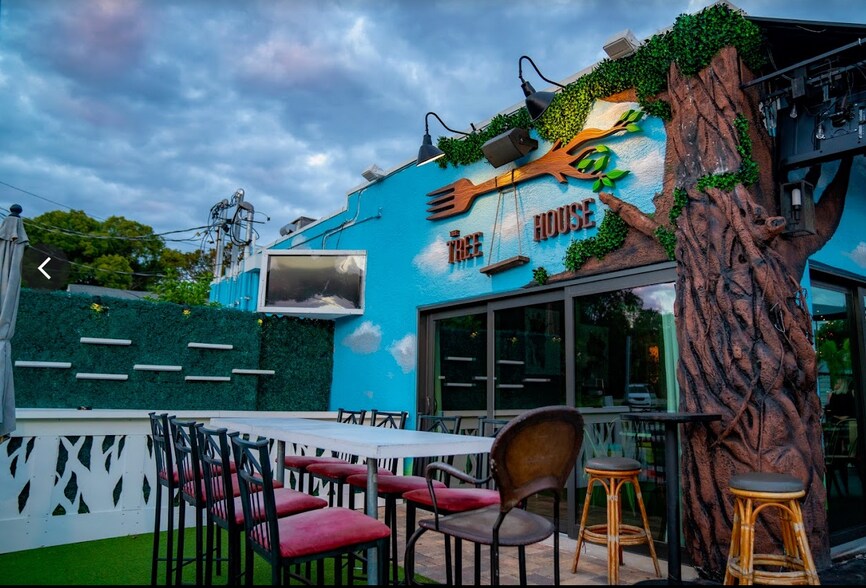 More Photos Of 1809 W Platt St, Tampa General Retail For Lease