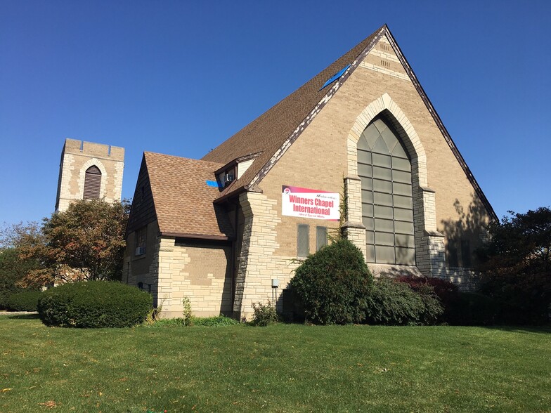 Primary Photo Of 6015 N Francisco Ave, Chicago Religious Facility For Sale