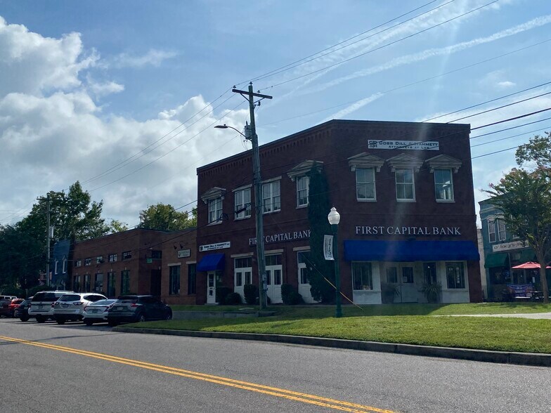 Primary Photo Of 237 S Cedar St, Summerville Unknown For Lease