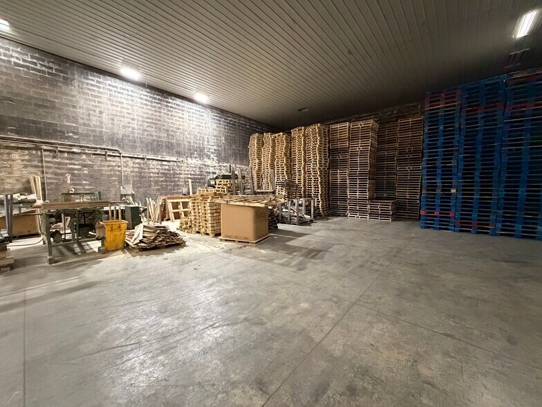 More Photos Of 99 Jonesboro Rd, Washington Court House Industrial For Sale