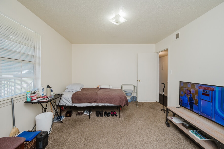 More Photos Of , Birmingham Multifamily For Sale