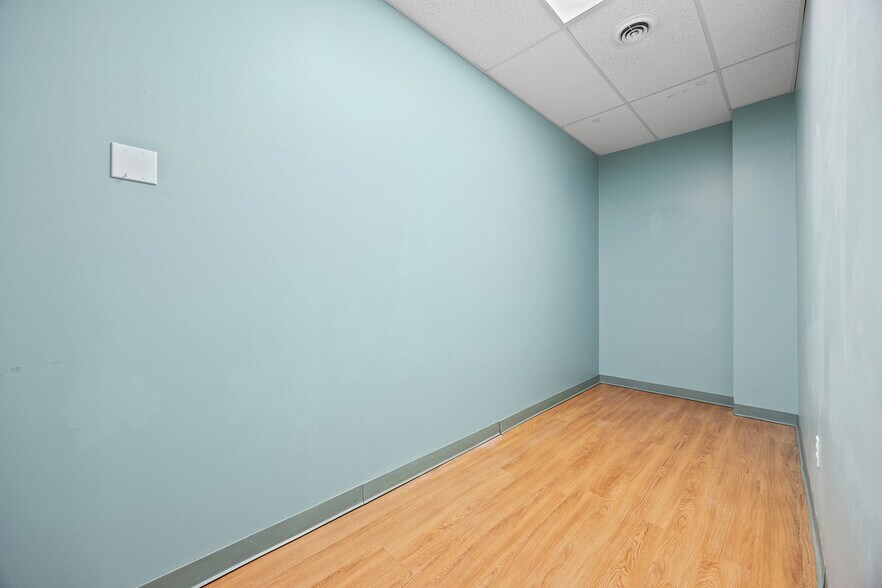 More Photos Of 673 Morganza Rd, Canonsburg Storefront Retail Office For Lease