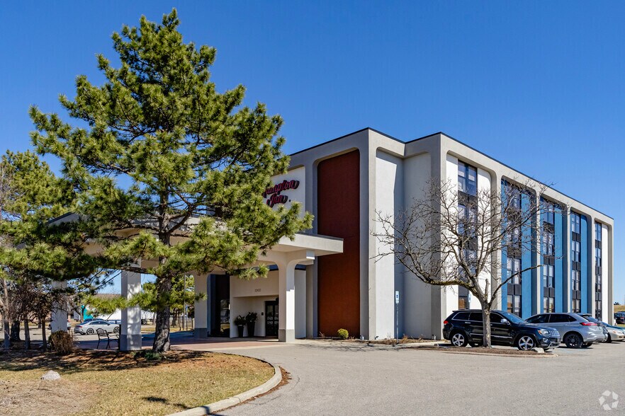 More Photos Of 32420 Stephenson Hwy, Madison Heights Hotel For Sale