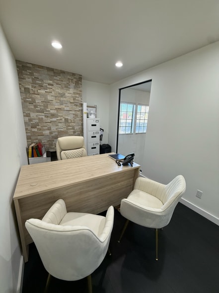 More Photos Of 207 W Alameda Ave, Burbank Office For Sale