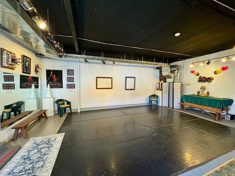 More Photos Of 9 Mill St, Greenfield Freestanding For Sale