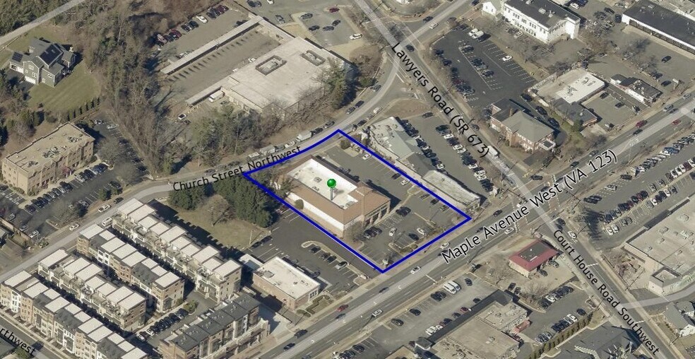 More Photos Of 215 Maple Ave W, Vienna Freestanding For Lease