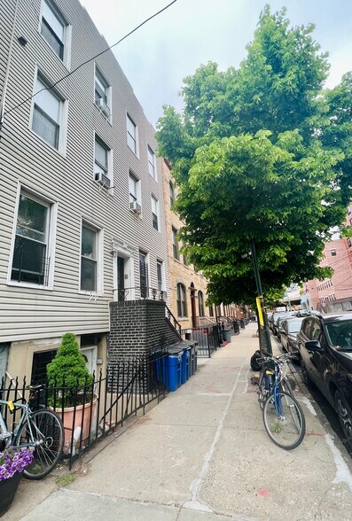 More Photos Of 33 Withers St, Brooklyn Apartments For Sale